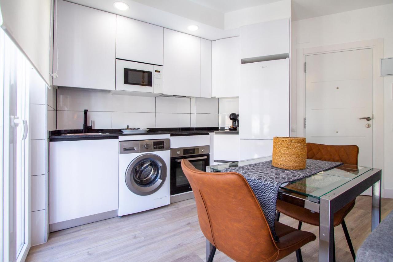 Apartamentos Cuatro Caminos Madrid Esterno foto