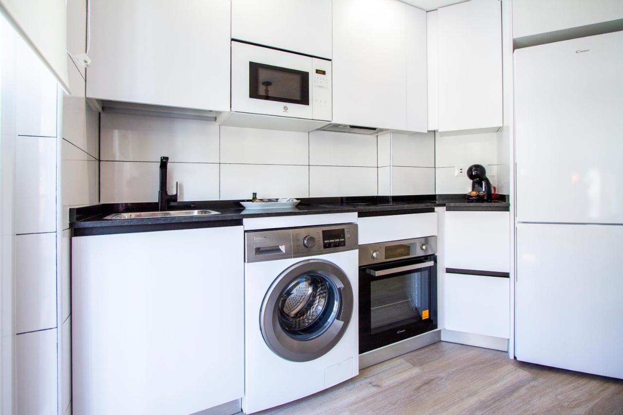 Apartamentos Cuatro Caminos Madrid Esterno foto