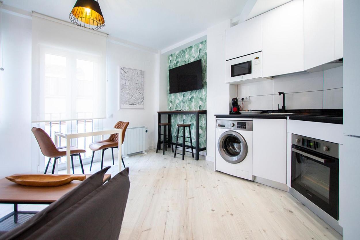 Apartamentos Cuatro Caminos Madrid Esterno foto