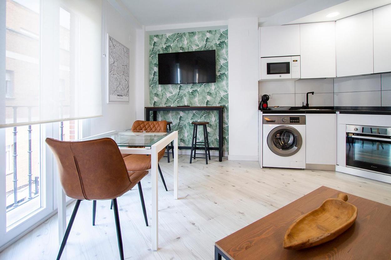 Apartamentos Cuatro Caminos Madrid Esterno foto